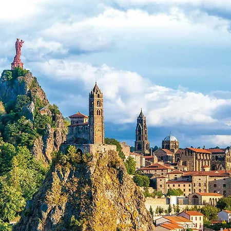 La Colline Aux Casa de Férias *